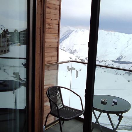 neu gudauri loft2 с видом на горы Стая снимка