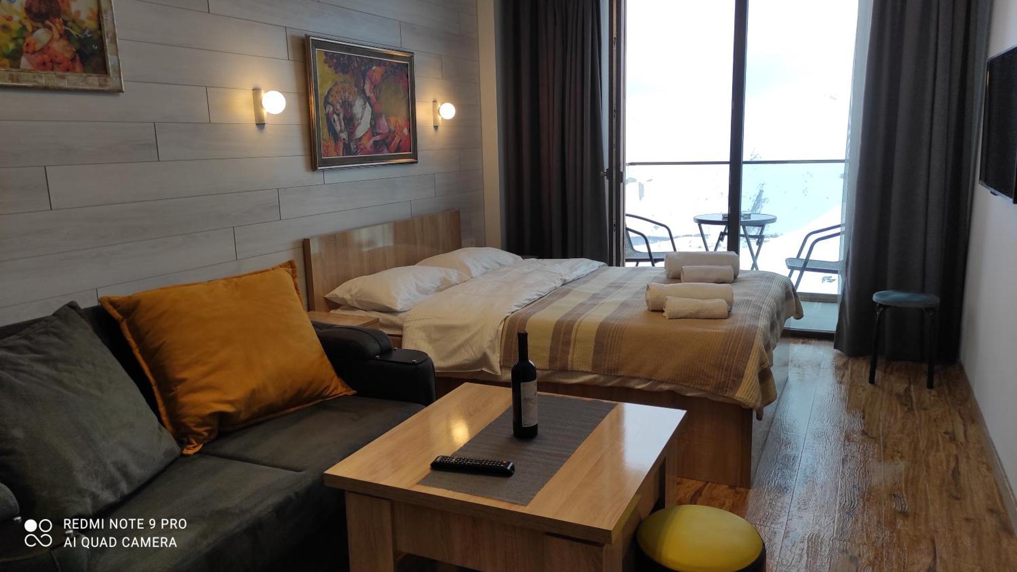 neu gudauri loft2 с видом на горы Стая снимка